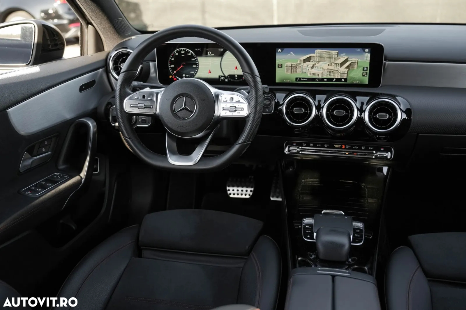 Mercedes-Benz A 180 d 7G-DCT AMG Line - 20