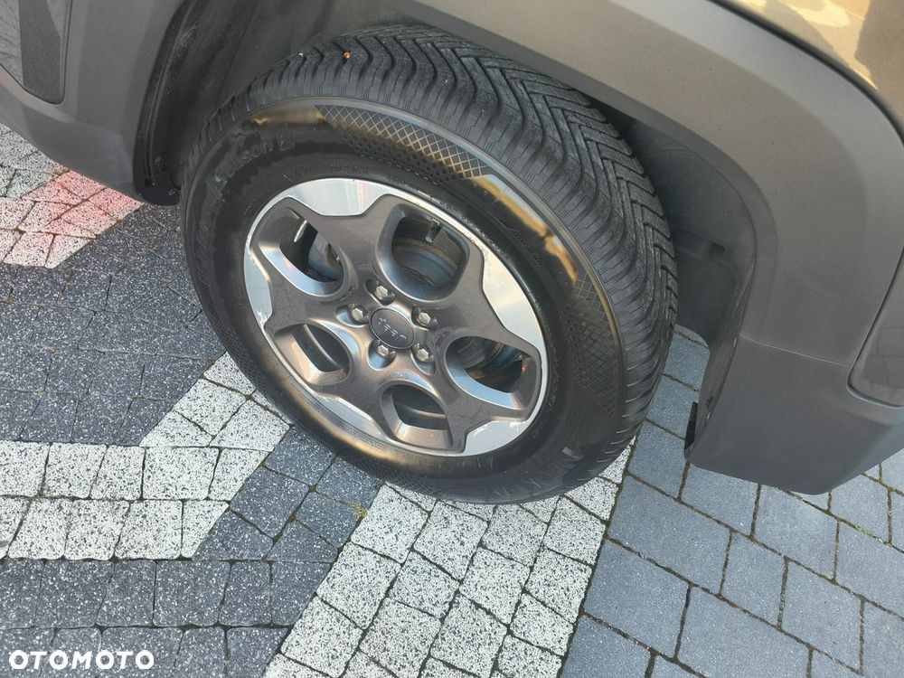 Jeep Renegade 1.6 E-TorQ Longitude FWD - 32