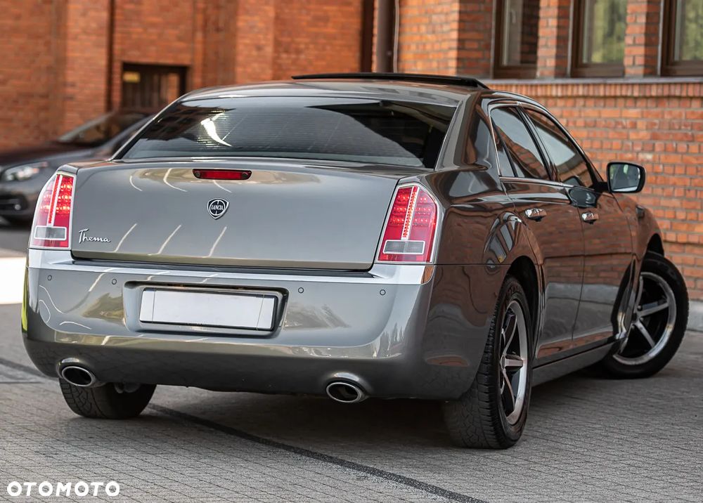 Lancia Thema 3.6 V6 VVT 24V Automatik Platinum - 10