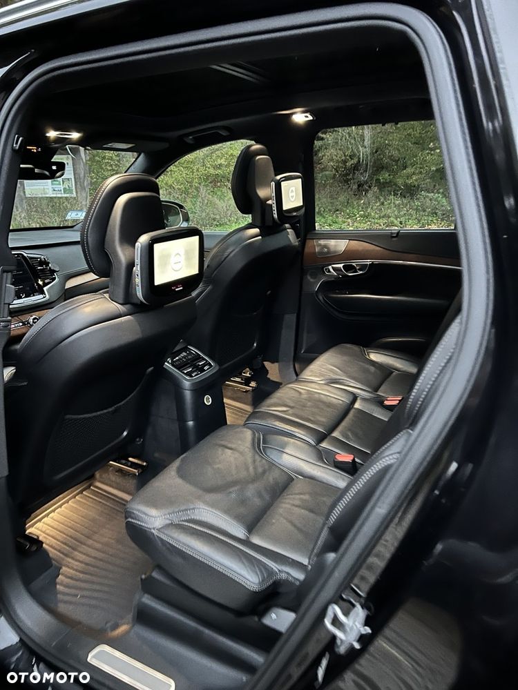 Volvo XC 90 - 12
