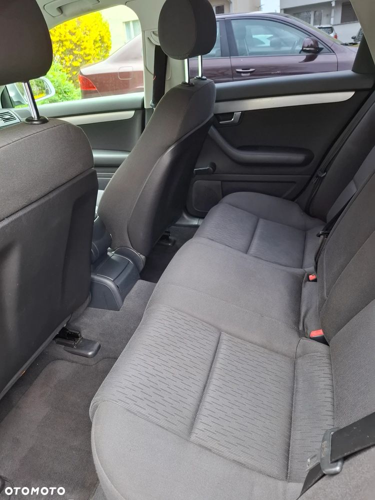 Audi A4 Avant 2.0 TDI - 6