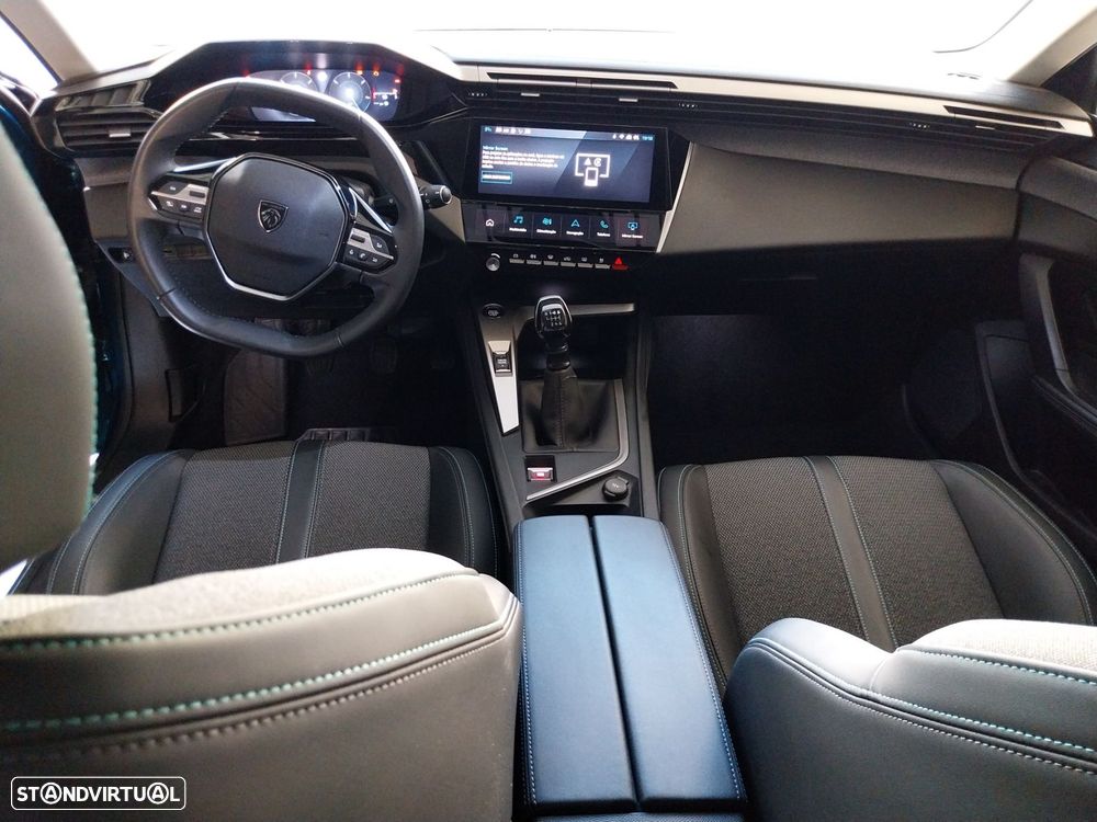 Peugeot 308 1.2 PureTech Allure - 11
