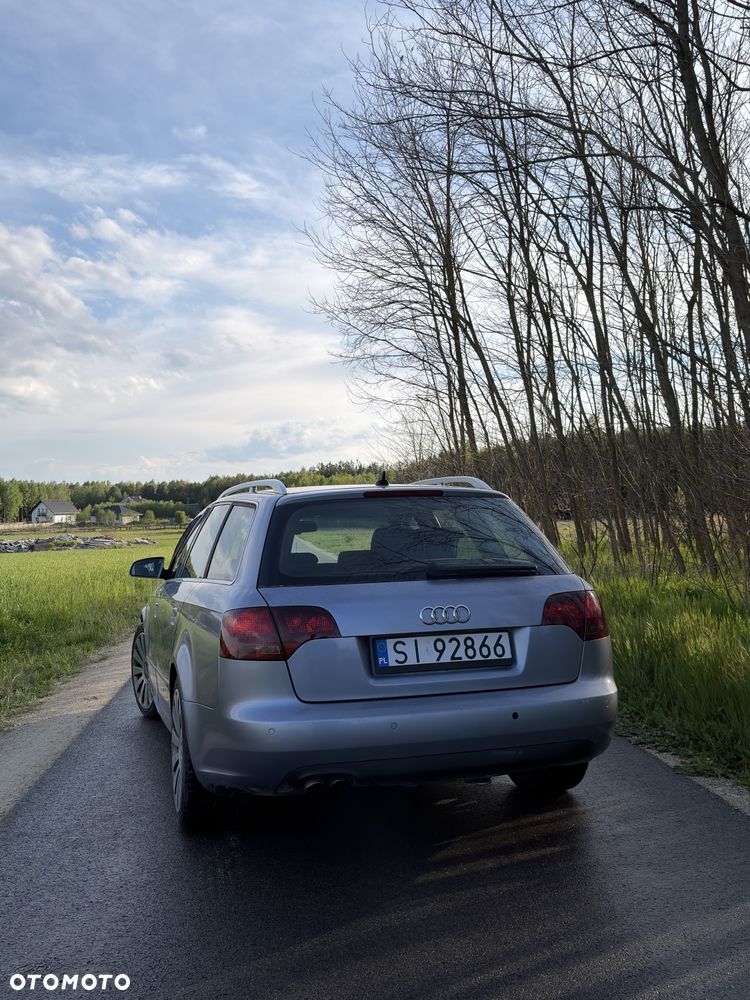 Audi A4 Limousine - 6