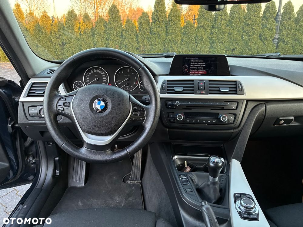 BMW Seria 3 320d Efficient Dynamics Edition Blue Perf - 10