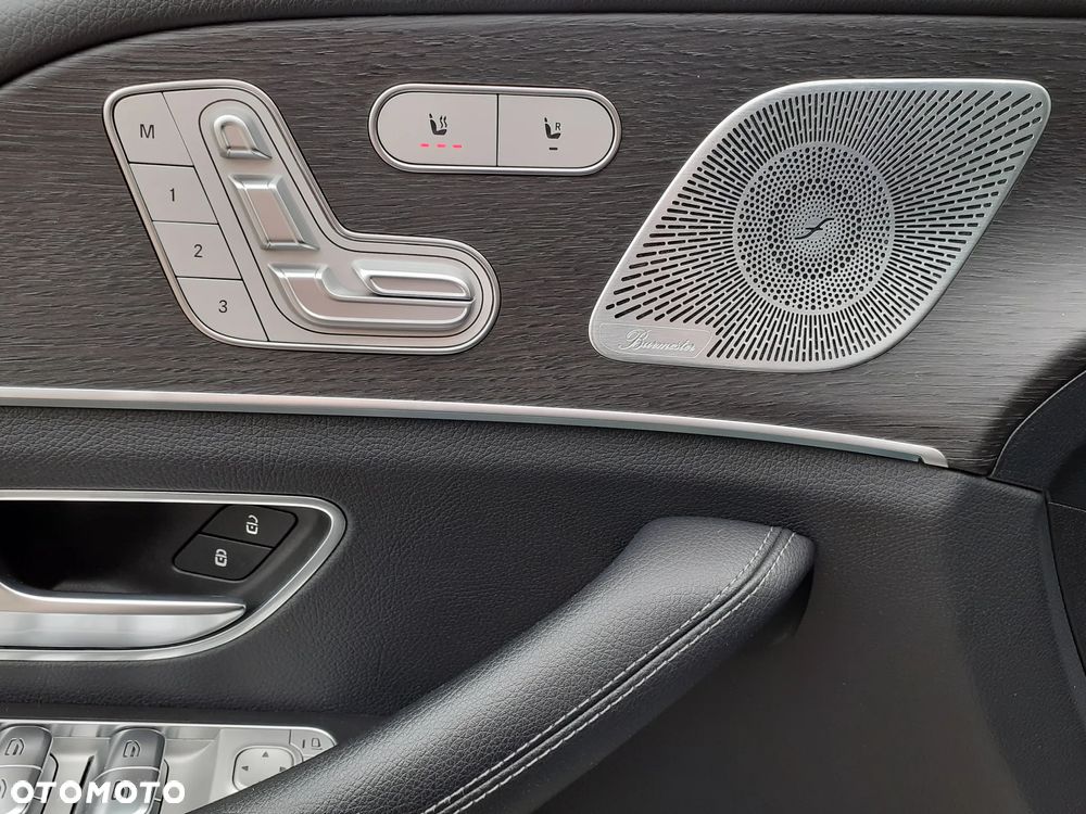 Mercedes-Benz GLE 300 d 4Matic 9G-TRONIC AMG Line - 22