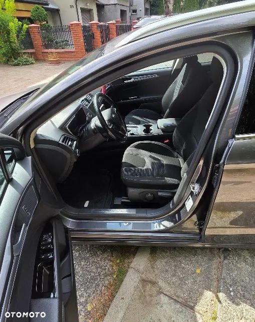 Ford Mondeo 2.0 EcoBlue Titanium - 10