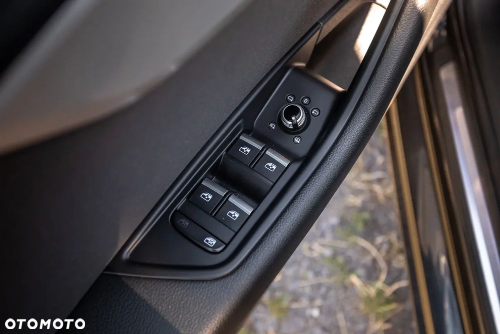 Audi A4 Avant 35 TDI S tronic - 21