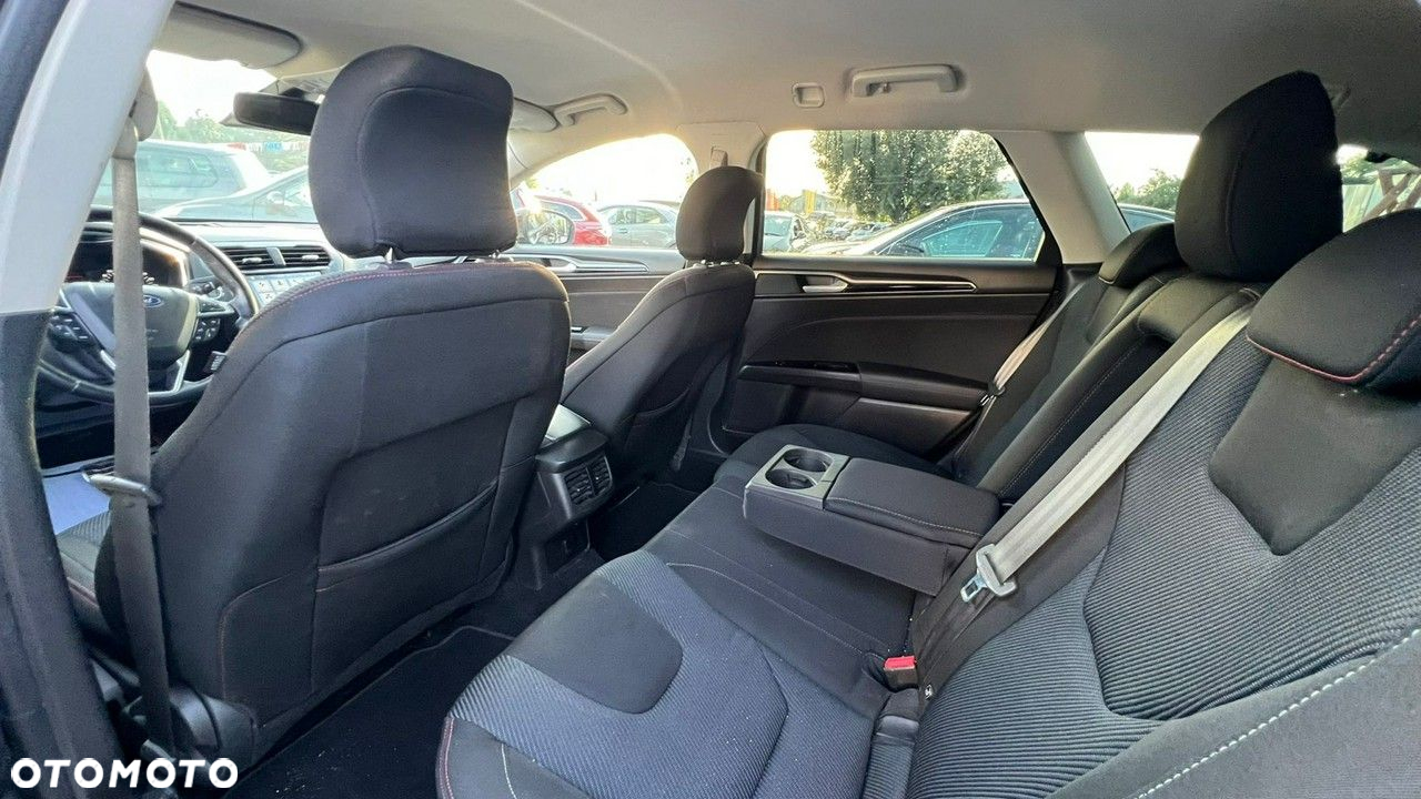 Ford Mondeo - 13