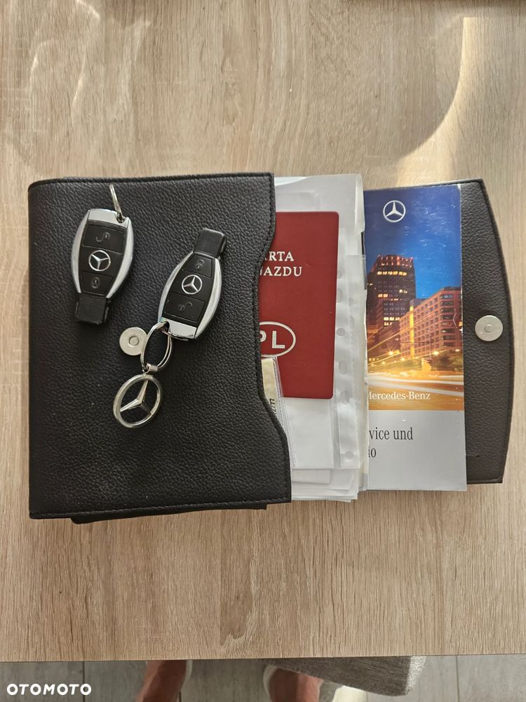 Mercedes-Benz Klasa C 180 T Kompressor BlueEFFICIENCY Avantgarde - 6