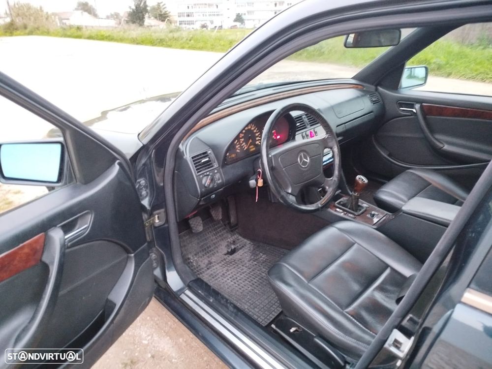 Mercedes-Benz C 250 TD Elegance - 6