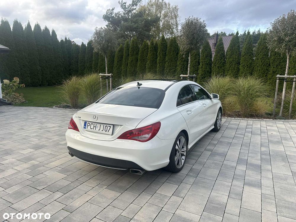 Mercedes-Benz CLA 250 4-Matic - 8