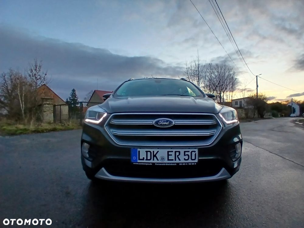 Ford Kuga 2.0 TDCi 4x4 Titanium - 28