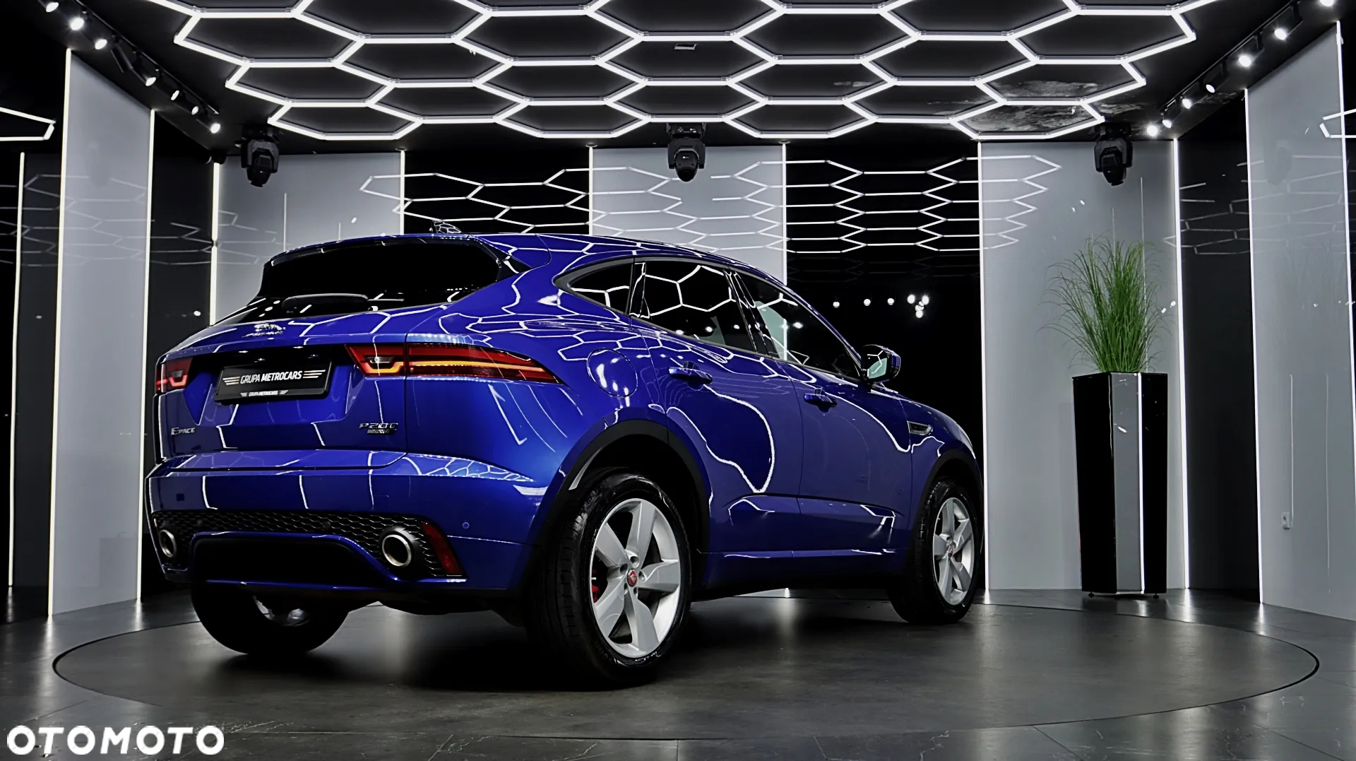 Jaguar E-Pace 2.0 i4P AWD R-Dynamic SE - 10
