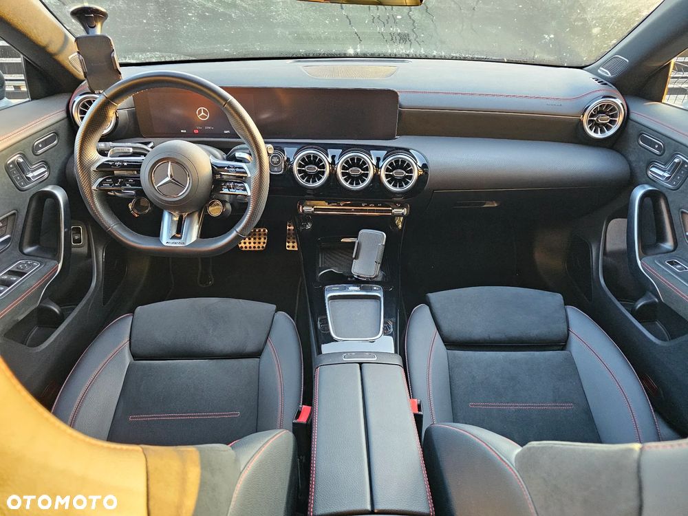 Mercedes-Benz CLA AMG 35 mHEV 4-Matic 8G-DCT - 7