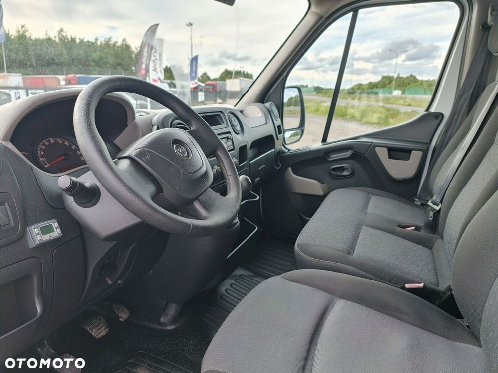 Opel Movano - 25
