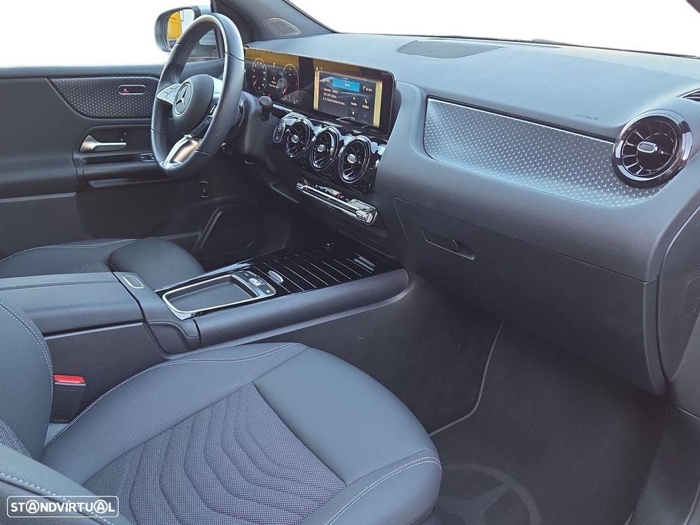 Mercedes-Benz B 180 d - 22