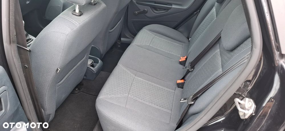 Ford Fiesta 1.25 Titanium EU6 - 21