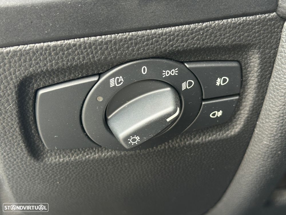 BMW 120 d DPF Edition Sport - 21