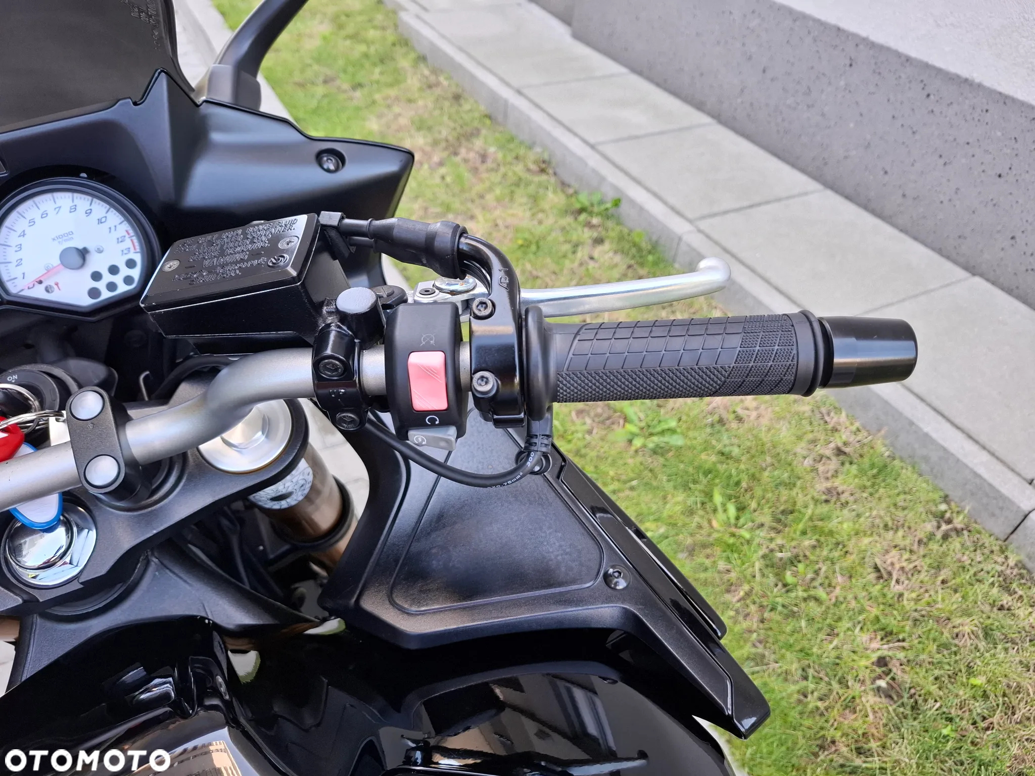 Yamaha FZ8 - 18