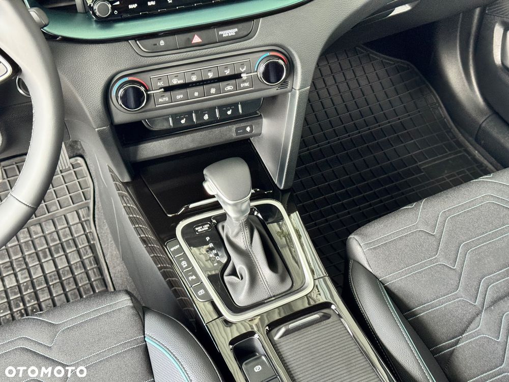 Kia XCeed 1.5 T-GDI L DCT - 10