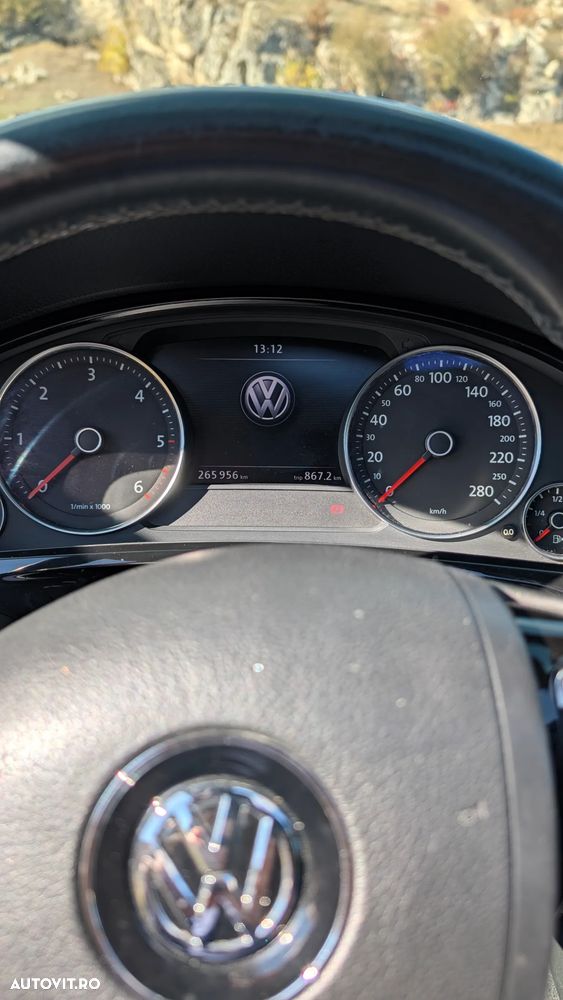 Volkswagen Touareg 3.0 V6 TDI BMT - 16