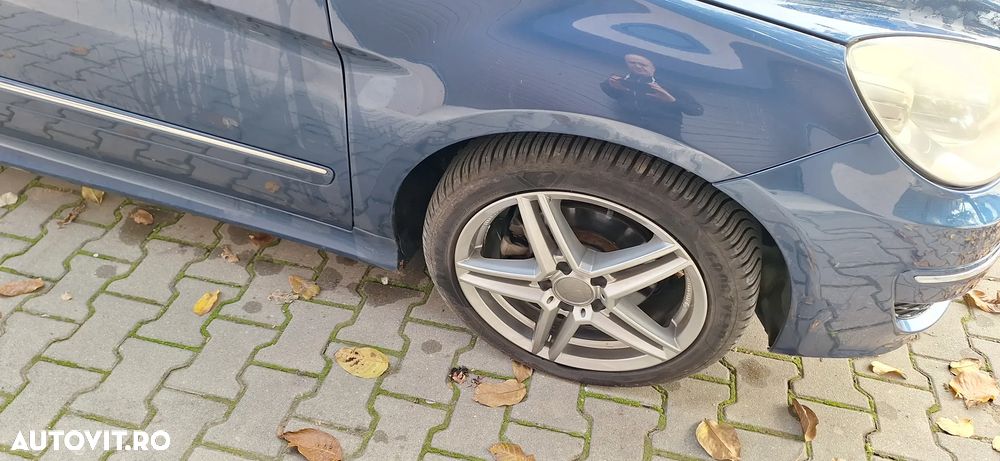 Mercedes-Benz B - 3