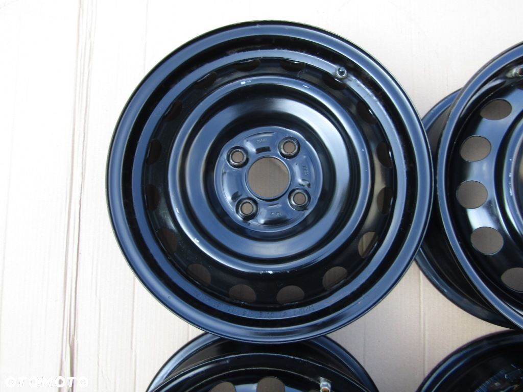 1x Felga Felgi 15 Toyota Yaris III IQ 5j 4x100 ET39 /  czujnik TPMS - 1