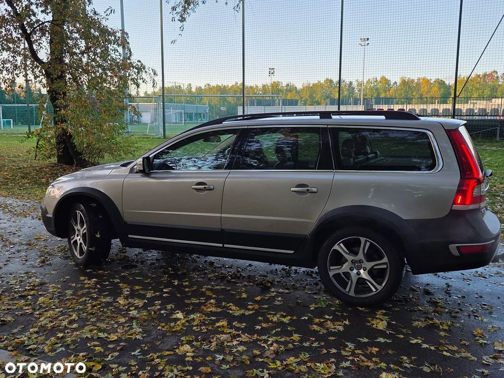 Volvo XC 70 - 4
