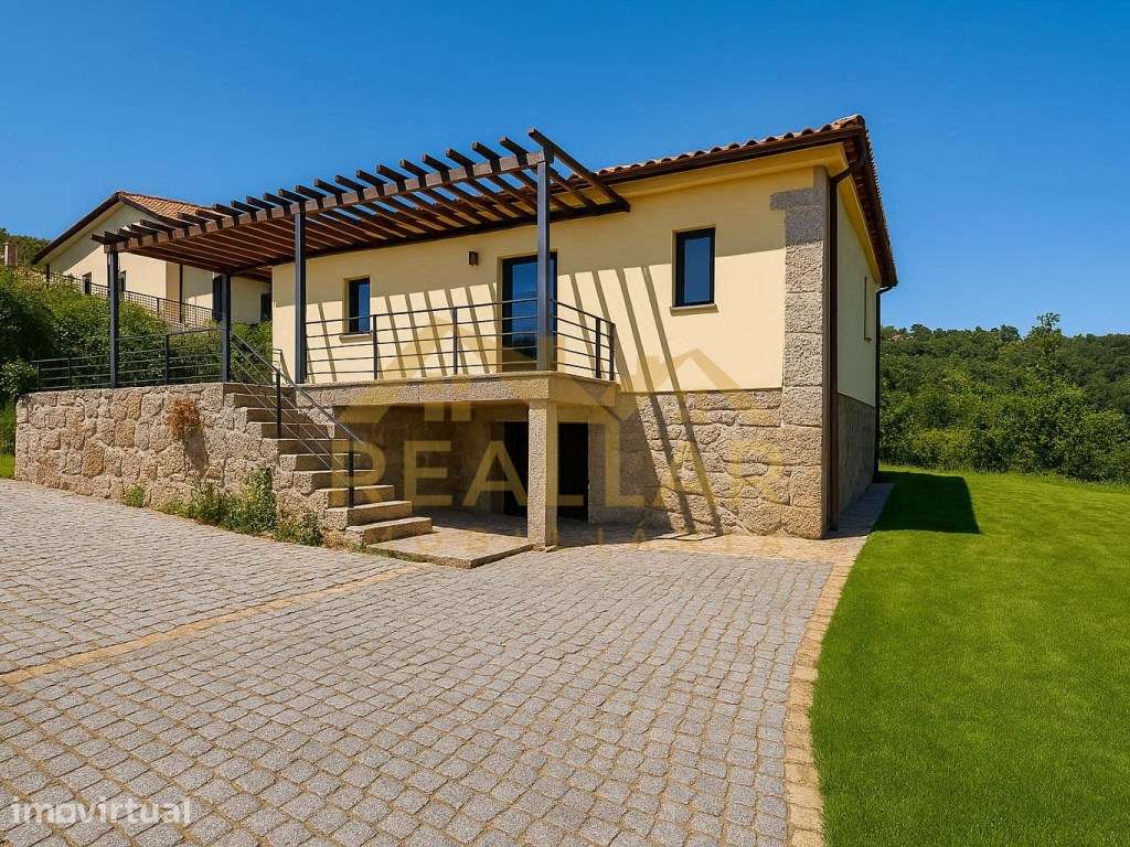 Moradia de Sonho em Fase Final de Remodelação - Arcos de Valdevez - Grande imagem: 3/28