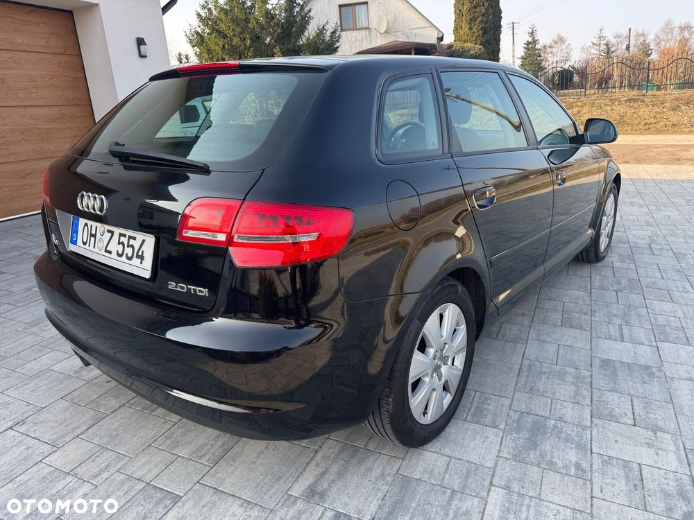 Audi A3 Sportback 2.0 TDI DPF Attraction - 4