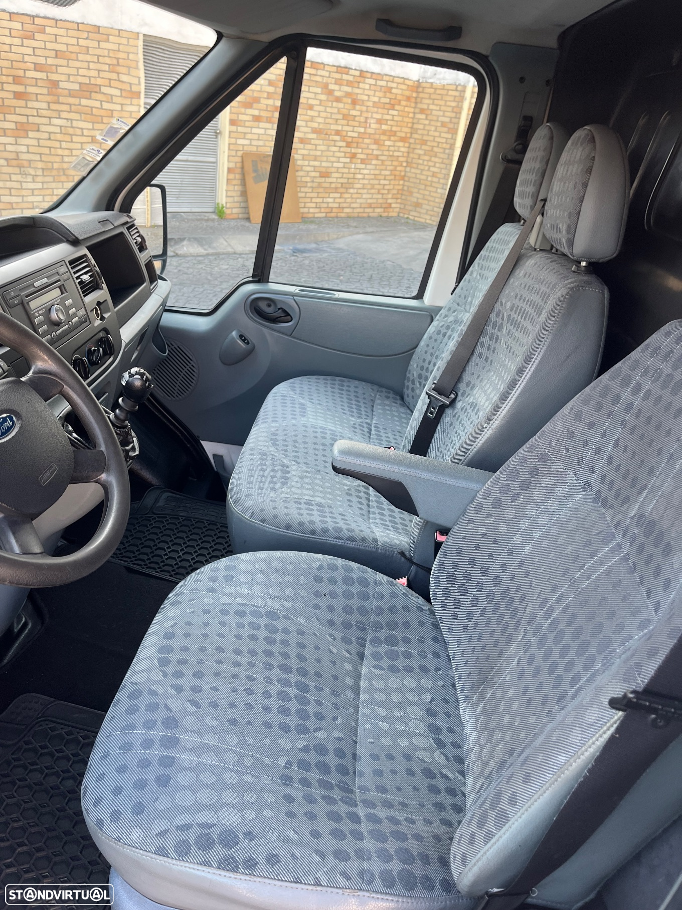 Ford TRANSIT/330L - 33