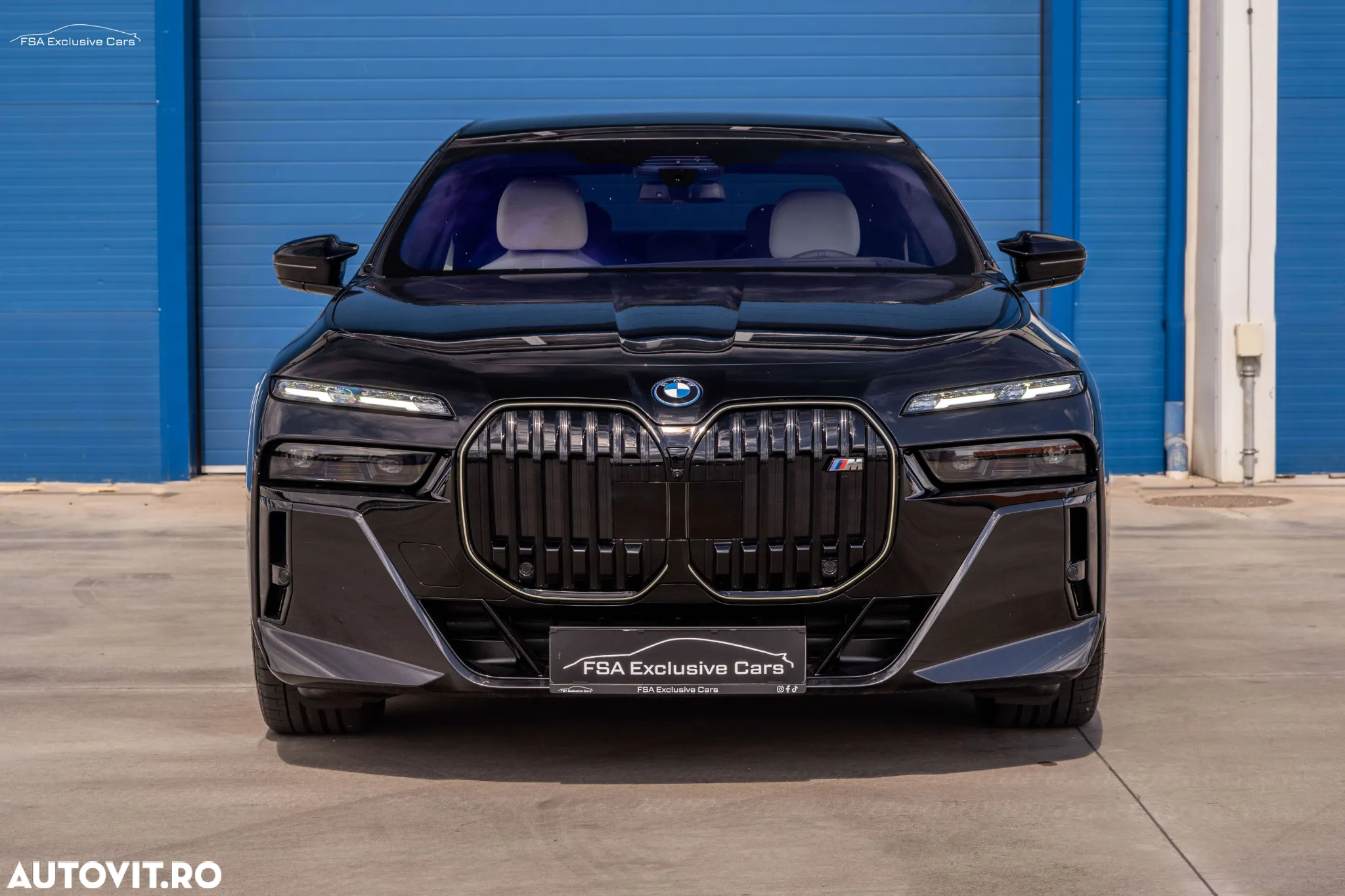 BMW M7 M760e xDrive - 3