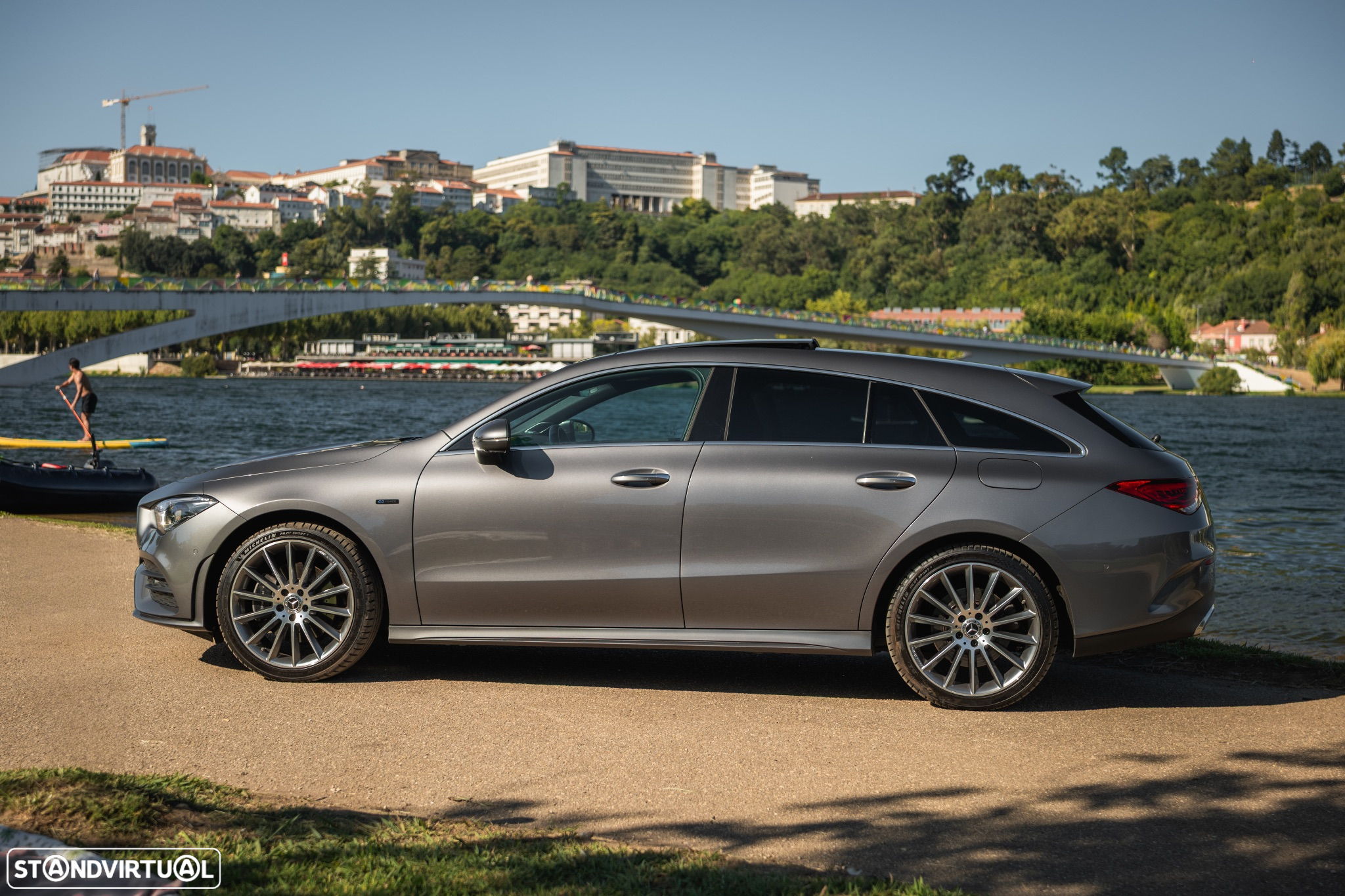 Mercedes-Benz CLA 250 e Shooting Brake 8G-DCT AMG Line Advanced Plus - 3