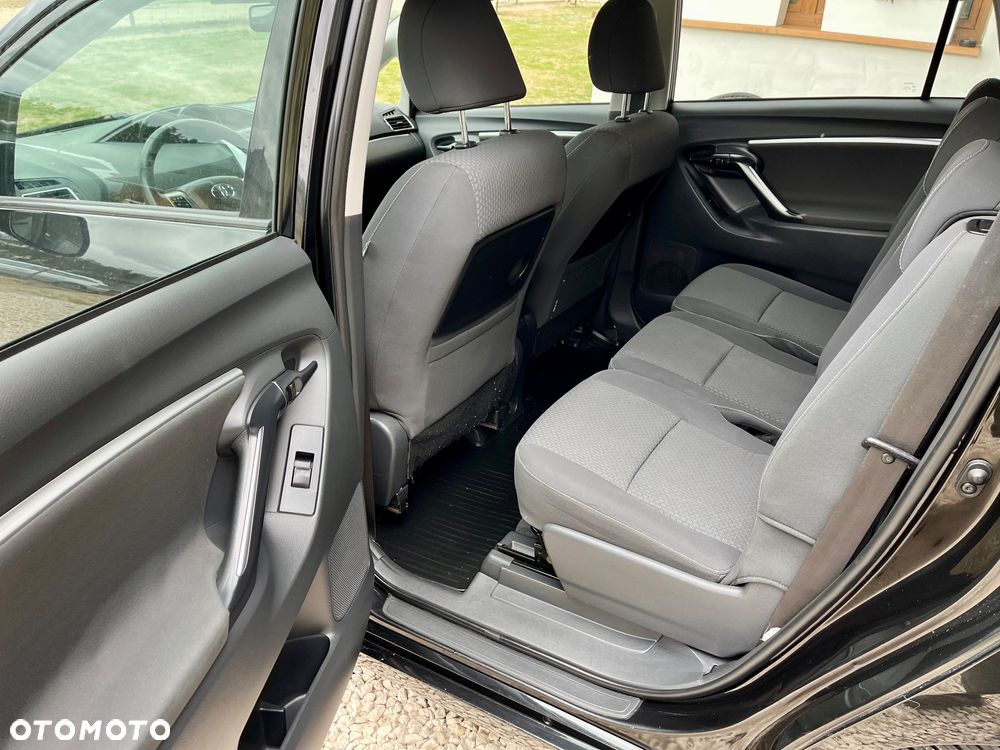 Toyota Verso 1.8 7-Sitzer Executive - 16
