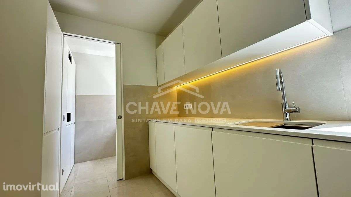 T3 Boavista| 150 m² | 2 lg/garagem | Campo Alegre, Porto - Grande imagem: 3/36