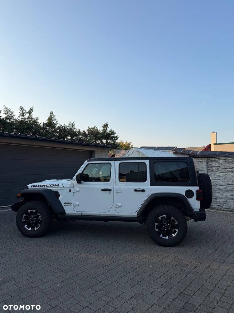 Jeep Wrangler - 2