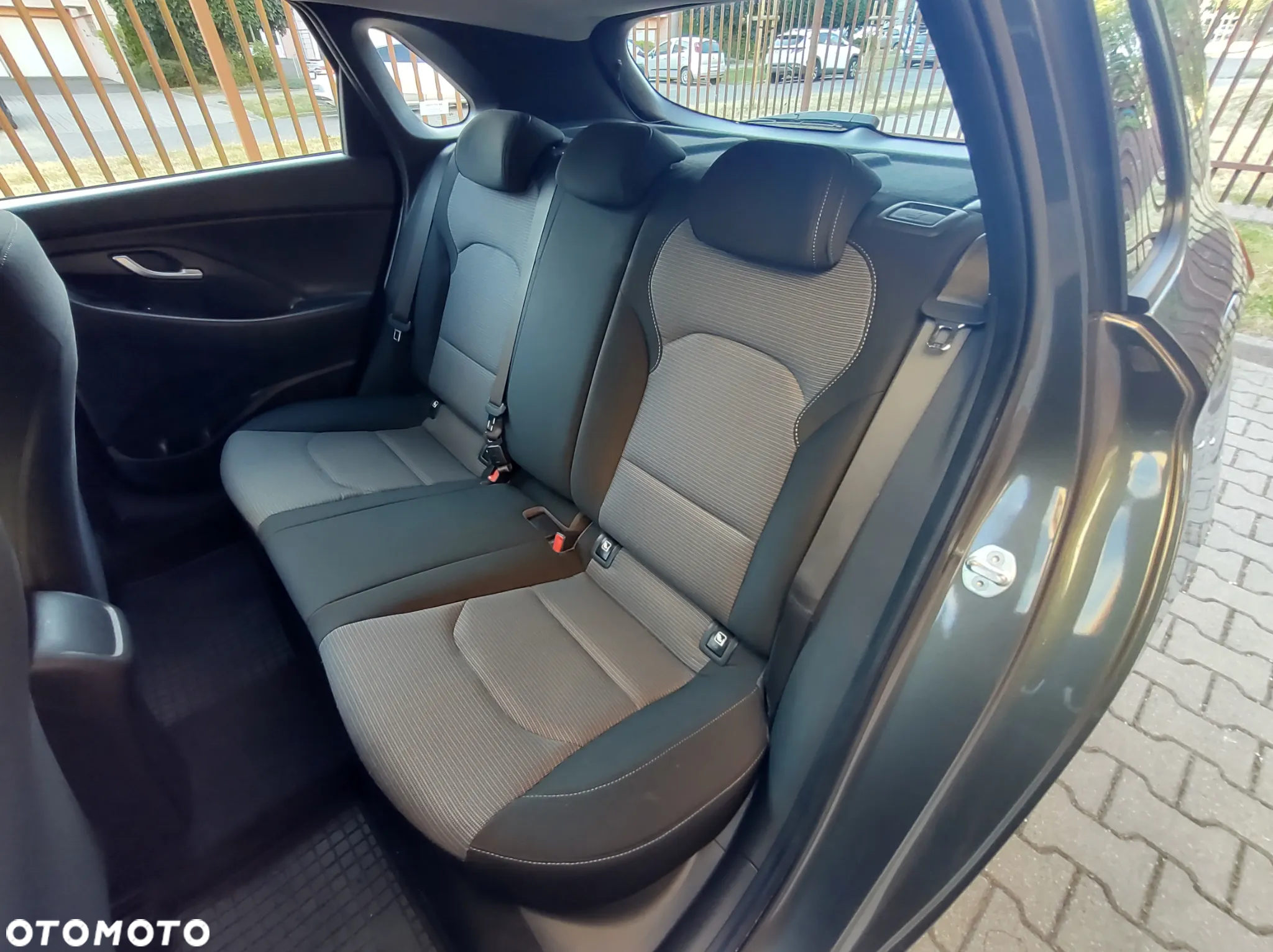 Hyundai i30 1.5 DPI Modern - 32