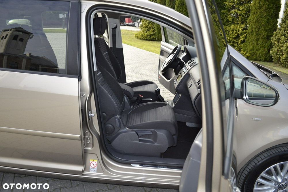 Volkswagen Touran 2.0 TDI DPF Life - 36