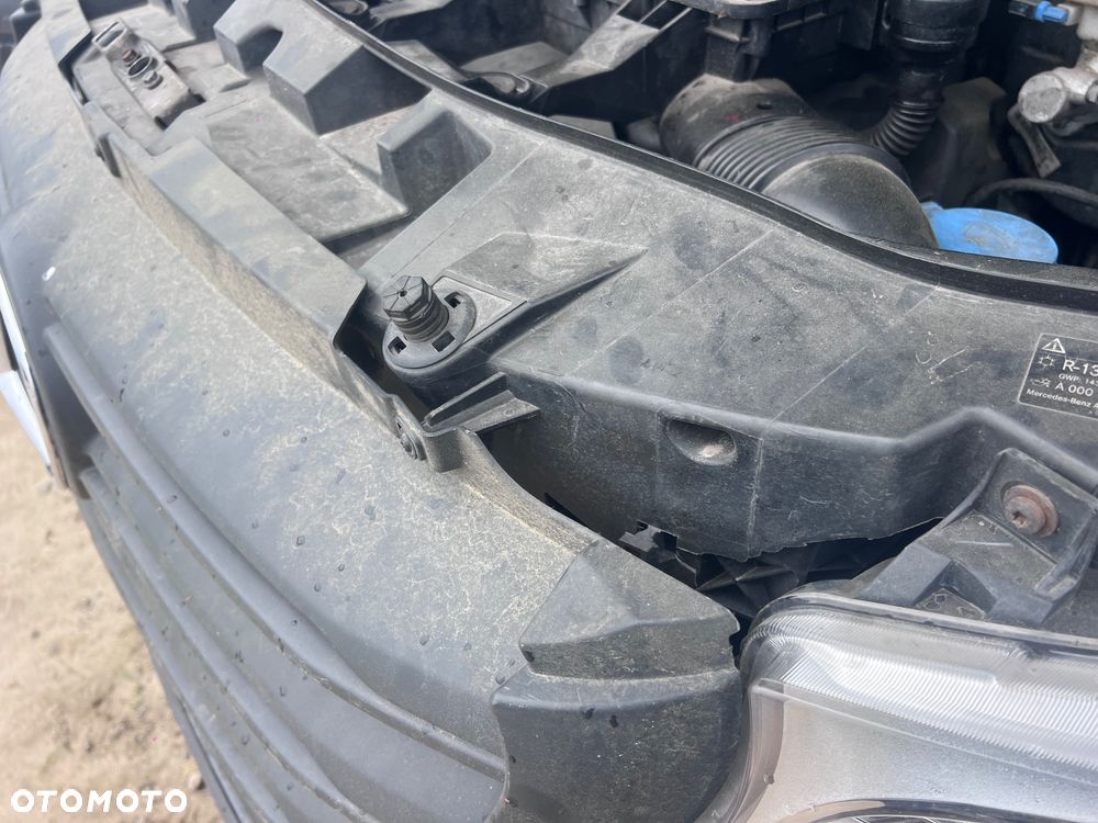 Mercedes-Benz SPRINTER - 21