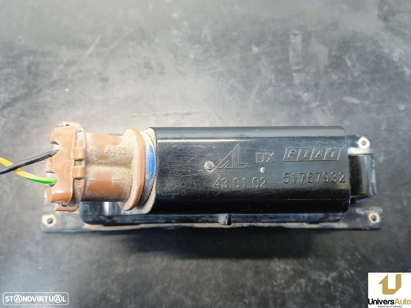 FAROLIM MATRICULA FORD KA 2015 -51767932 - 2