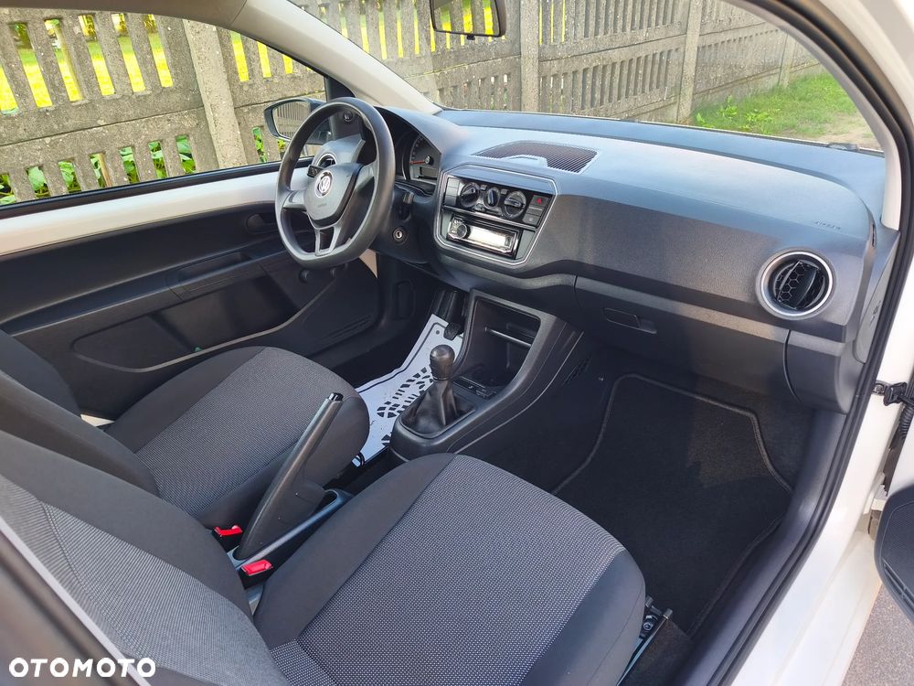 Volkswagen up! club - 27