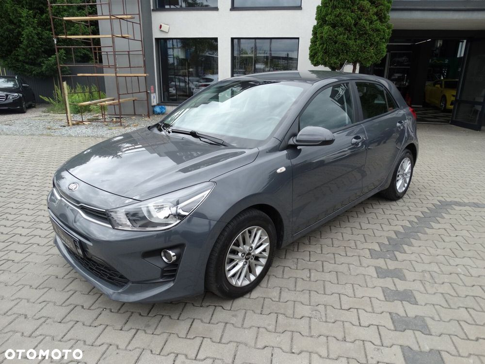 Kia Rio - 26