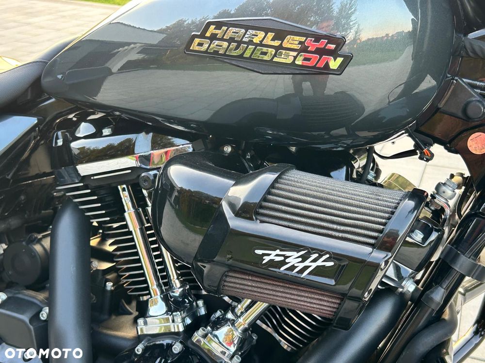 Harley-Davidson Touring Street Glide - 8