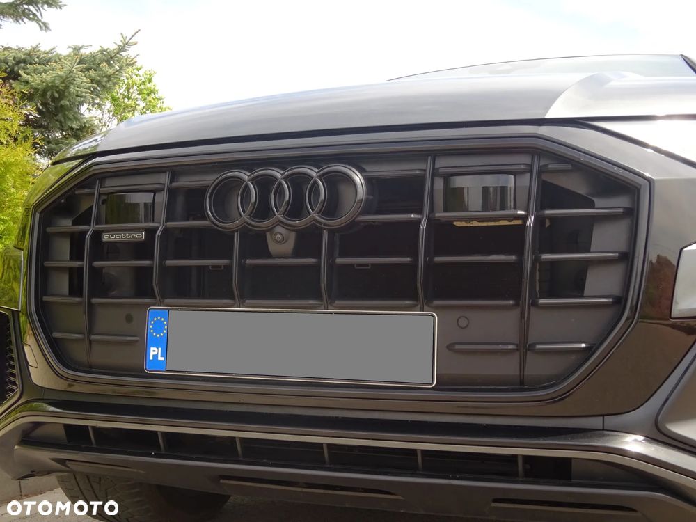 Audi Q8 SUV TFSI quattro 250 kW tiptronic S line business - 23