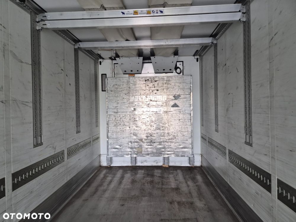 Schmitz Cargobull Vector 1950 MULTITEMPERATURA NOWE OPONY 100% / ŚCIANA GRODZIOWA / DOPPEL STOCK / BELKI / PODNOSZONA OŚ / z Niemiec / 2015 / CARRIER CHŁODNIA CHLODNIA LODÓWKA PODWÓJNY ZAŁADUNEK PIĘTROWA - 17