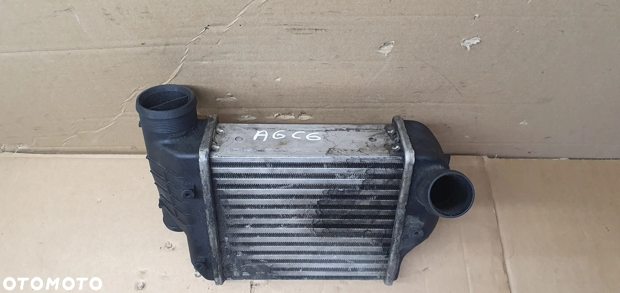 Intercooler chłodnica intercoolera Audi A6 C6 3.0 TDI 4F0145806AA - 2