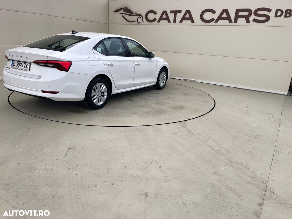 Skoda Octavia 2.0 TDI Ambition - 16