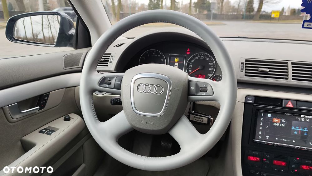 Audi A4 Avant 1.8T - 24