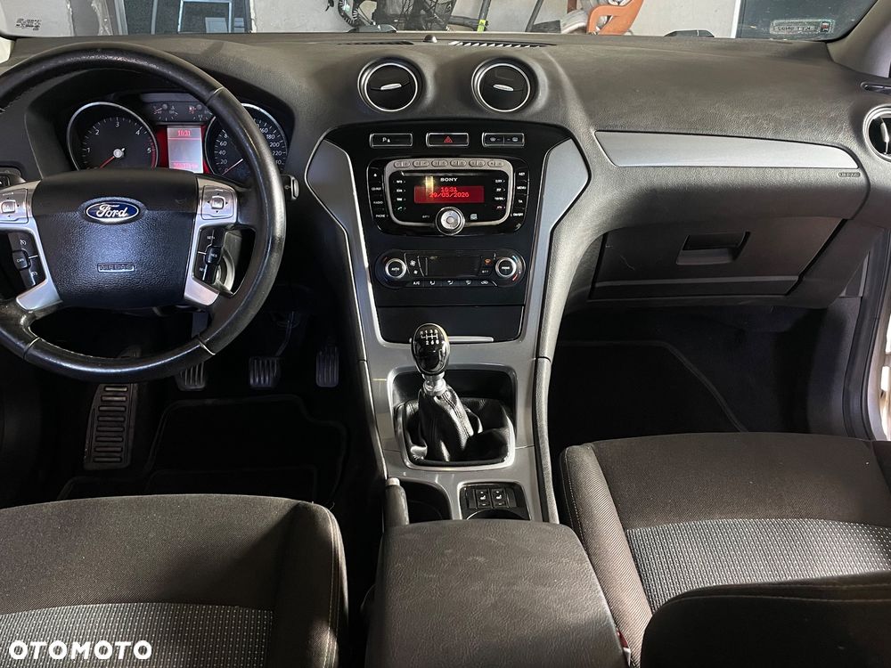 Ford Mondeo 2.0 TDCi Titanium - 9