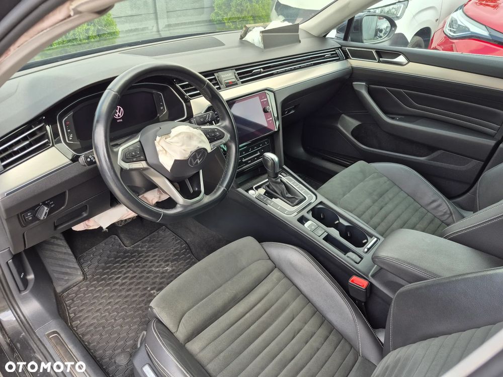 Volkswagen Passat 1.5 TSI EVO Elegance DSG - 18